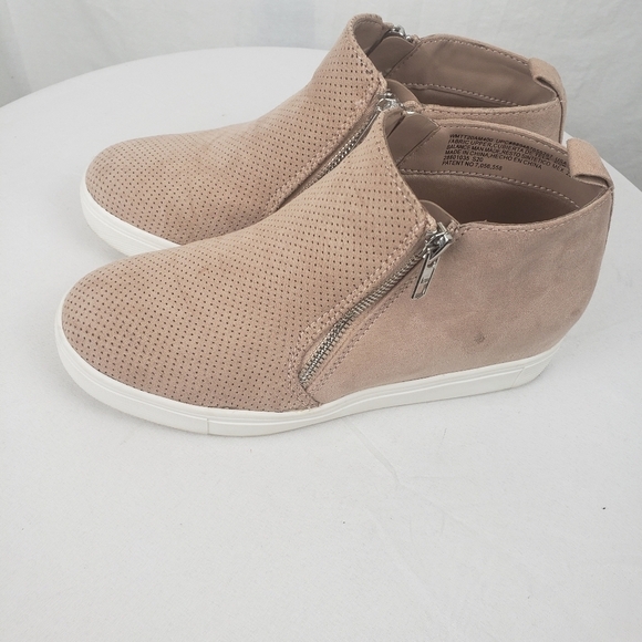 Time And Tru Tan Ankle Booties Sz 6 - Picture 2 of 9